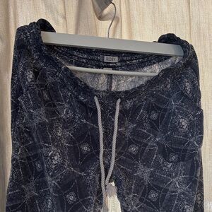 Roxy Dark Blue Geometric Beach Pants